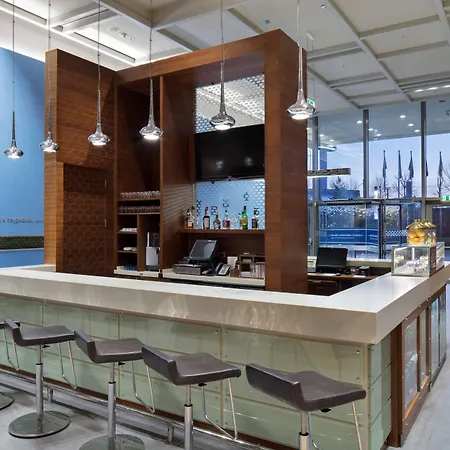 Hampton By Hilton Otel