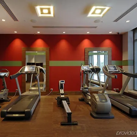 Hampton By Hilton Hotell