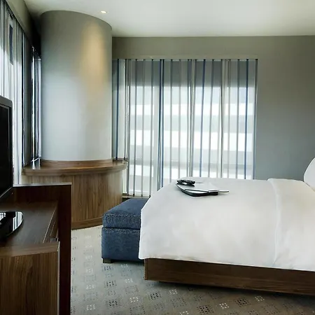 Ξενοδοχείο Hampton By Hilton 3*